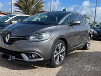 Usata Renault Scénic III Intens 110 CV (80 kW) 2017 Grigio Monovolume