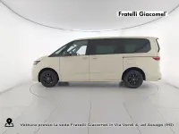 Usata VW Multivan Life 150 CV (110 kW) 2024 Bianco Monovolume