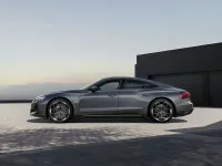 Nuova Audi RS e-tron GT Design 2026 Verniciature personalizzate audi exclusi Berlina