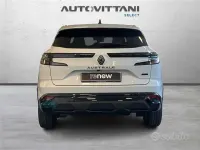 Usata Renault Austral Techno 200 CV (147 kW) 2023 Bianco SUV