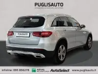 Usata Mercedes GLC200 Business 163 CV (119 kW) 2021 Argento SUV