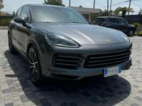 Usata Porsche Cayenne 339 CV (249 kW) 2019 Grigio SUV