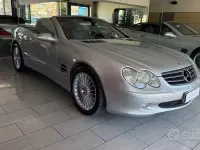 Usata Mercedes SL500 Avantgarde 306 CV (225 kW) 2001 Grigio Cabrio