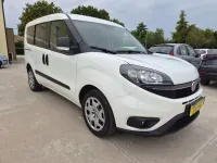 Usata Fiat Doblò Lounge 120 CV (88 kW) 2021 Bianco Monovolume