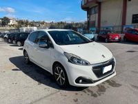 usata Peugeot 208 PureTech 82 5 porte Allure