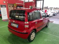 Käytetty Fiat Panda 75 HP (55 kW) 2013 Punainen Viistoperä
