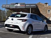 Usata Toyota Corolla Business Edition 98 CV (72 kW) 2020 Bianco / pastello Berlina