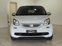 Usata Smart ForFour Passion 71 CV (52 kW) 2015 Bianco Utilitaria