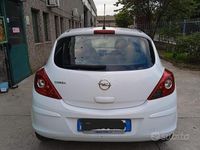 Usata Opel Corsa 90 CV (66 kW) 2015 Bianco Utilitaria