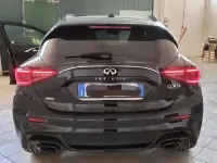 Usata Infiniti Q30 Sport Tech 170 CV (125 kW) 2016 Nero Berlina