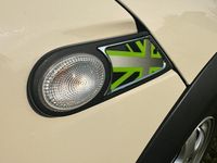 Begagnad Mini ONE 75 HK (55 kW) 2010 Vit Halvkombi