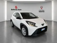 Usata Toyota Aygo X Active 72 CV (52 kW) 2025 Bianco SUV