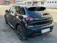 Usata Peugeot 208 100 CV (73 kW) 2023 Nero Utilitaria