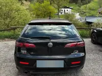 Usata Alfa Romeo 159 150 CV (110 kW) 2012 Nero Station wagon