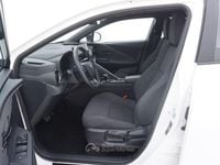 Usata Toyota C-HR 140 CV (102 kW) 2024 Bianco SUV