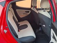 Usata Lancia Ypsilon 85 CV (62 kW) 2015 Rosso Utilitaria