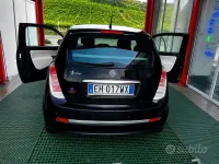 Usata Lancia Ypsilon 75 CV (55 kW) 2011 Nero Utilitaria
