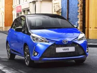 Usata Toyota Yaris Hybrid Active 73 CV (53 kW) 2017 Grigio Berlina