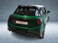 Nuova Mini John Cooper Works 156 CV (114 kW) 2026 Verde Utilitaria
