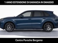 Nuova Porsche Cayenne 469 CV (344 kW) 2025 Blu algarve metallizzato SUV