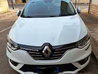 Usata Renault Mégane IV 131 CV (96 kW) 2017 Bianco Coupé