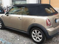Usata Mini Cooper Cabriolet 120 CV (88 kW) 2009 Verde Cabrio