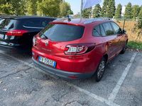 Usata Renault Mégane III LIMITED 120 CV (88 kW) 2015 Rosso Station wagon