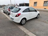 Usata Opel Corsa 65 CV (47 kW) 2013 Bianco Utilitaria