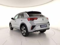 Usata VW T-Roc R-line 150 CV (110 kW) 2024 Pyrit silver metallizzato SUV