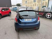 Usata Lancia Ypsilon Silver 69 CV (50 kW) 2023 Blu Utilitaria