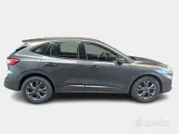 Usata Ford Kuga ST-Line 120 CV (88 kW) 2023 Grigio SUV