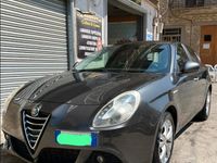 Usata Alfa Romeo Giulietta 105 CV (77 kW) 2011 Grigio Berlina