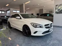 Usata Mercedes CLA180 Shooting Brake Sport Edition 109 CV (80 kW) 2017 Bianco pastello Station wagon