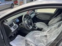 Usata Renault Clio V Techno 91 CV (66 kW) 2025 Grigio Berlina