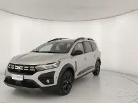 Usata Dacia Jogger Extreme 101 CV (74 kW) 2023 Grigio Monovolume