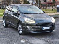 Usata Ford Fiesta Titanium 86 CV (63 kW) 2019 Grigio Utilitaria
