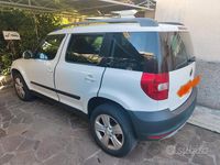 Usata Skoda Yeti Elegance 105 CV (77 kW) 2015 Bianco SUV