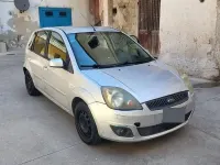Usata Ford Fiesta 68 CV (50 kW) 2007 Grigio Utilitaria