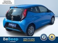 Usata Toyota Aygo X-play 72 CV (52 kW) 2019 Blu Utilitaria