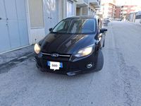 Usata Ford Focus Style 120 CV (88 kW) 2011 Nero Station wagon