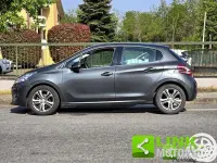 Usata Peugeot 208 Allure 82 CV (60 kW) 2014 Grigio scuro Utilitaria