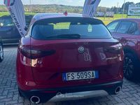 Second-hand Alfa Romeo Stelvio Executive 209 CP (153 kW) 2018 Roșu SUV