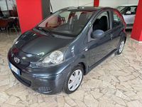 Usata Toyota Aygo 68 CV (50 kW) 2009 Grigio Utilitaria
