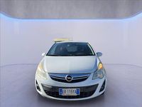 Usata Opel Corsa Club 65 CV (47 kW) 2013 Bianco Berlina