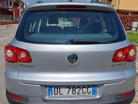Usata VW Tiguan 140 CV (102 kW) 2008 Argento SUV