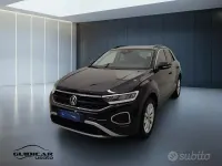 Usata VW T-Roc Edition 116 CV (85 kW) 2024 Nero SUV