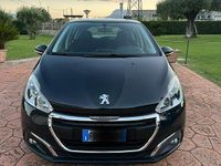 Usata Peugeot 208 Allure 82 CV (60 kW) 2018 Blu Utilitaria