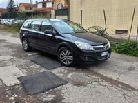 Usata Opel Astra 101 CV (74 kW) 2008 Nero Station wagon