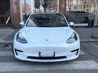 Usata Tesla Model 3 Standard Range Plus 235 kW (320 CV) 2023 Bianco Berlina