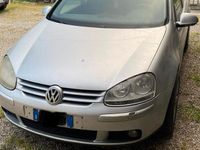 Usata VW Golf V 105 CV (77 kW) 2008 Grigio Utilitaria
